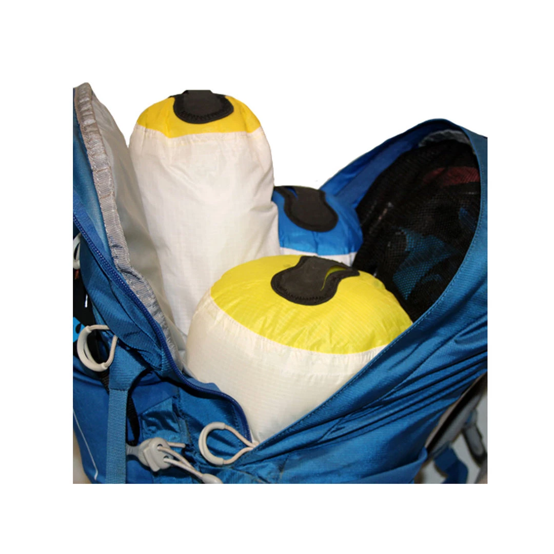 AQUAPAC PackDivider Ultra-Lightweight Drysack – 8L 3 AQUAPAC PackDivider Ultra-Lightweight Drysack – 8L