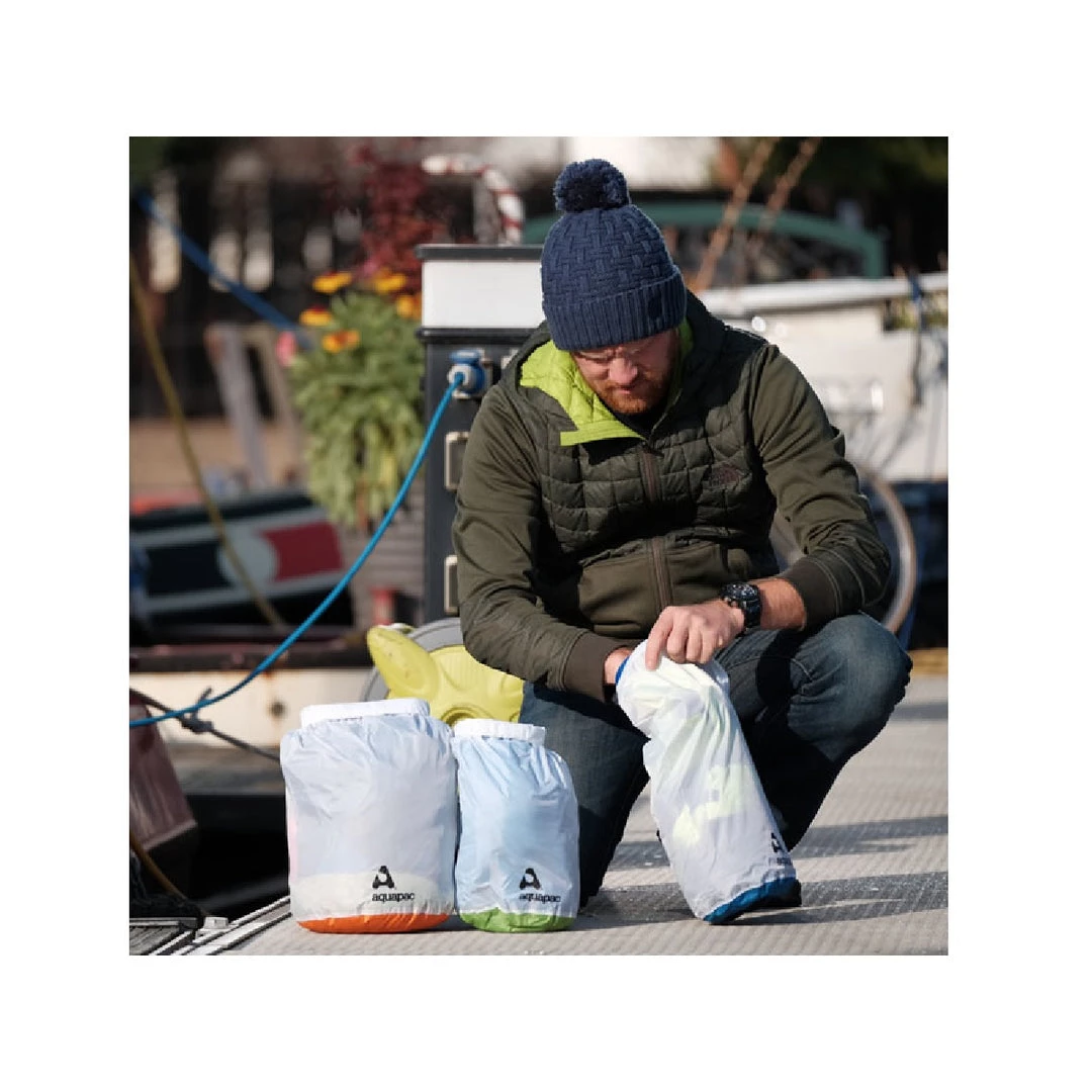 AQUAPAC PackDivider Ultra-Lightweight Drysack – 8L 7 AQUAPAC PackDivider Ultra-Lightweight Drysack – 8L