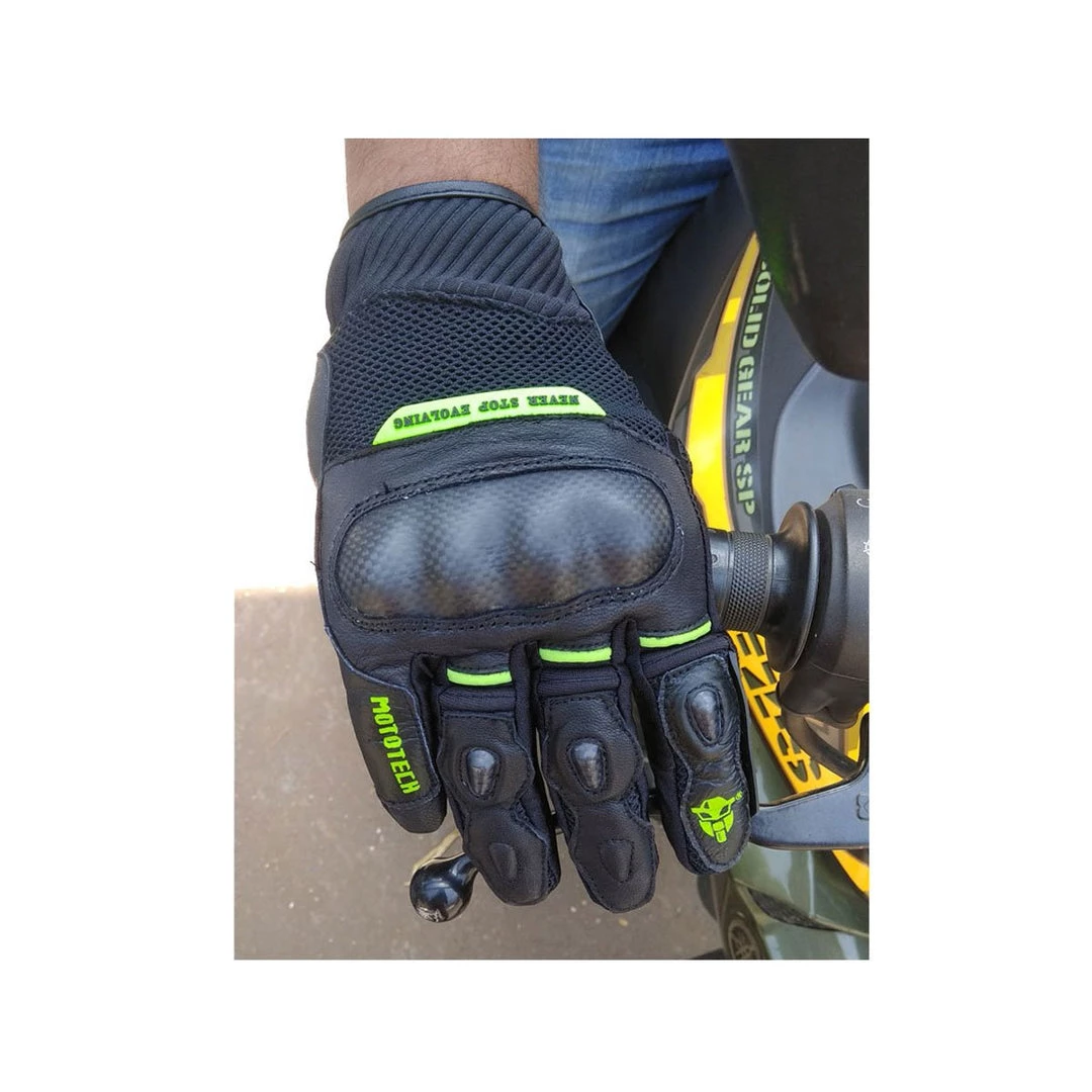 MOTOTECH Protective Riding Gear Urbane - Short Carbon Motorcycle Gloves - Green 2 MOTOTECH Protective Riding Gear Urbane - Short Carbon Motorcycle Gloves - Green