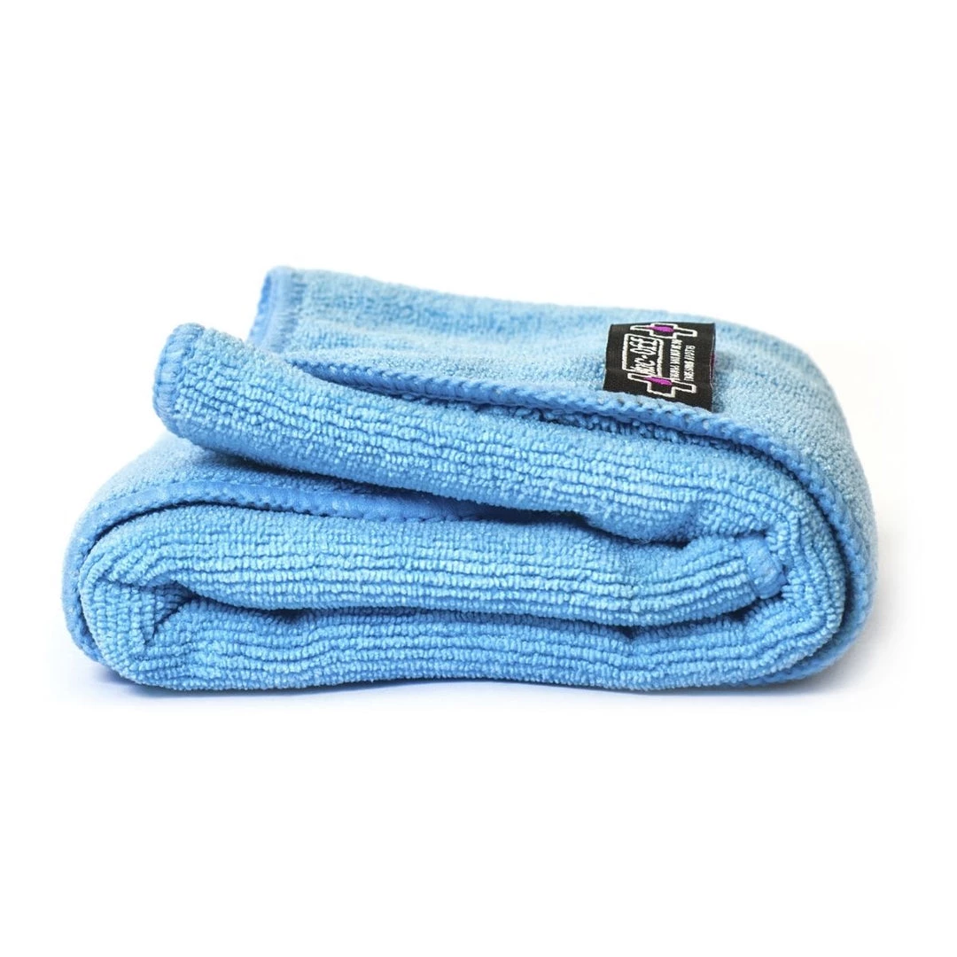 MUC-OFF Cleaning And Maintenance Premium Microfibre Polishing Cloth / Split-Fibre Cleaning, Drying Duster - Blue 3 MUC-OFF Cleaning And Maintenance Premium Microfibre Polishing Cloth / Split-Fibre Cleaning, Drying Duster - Blue